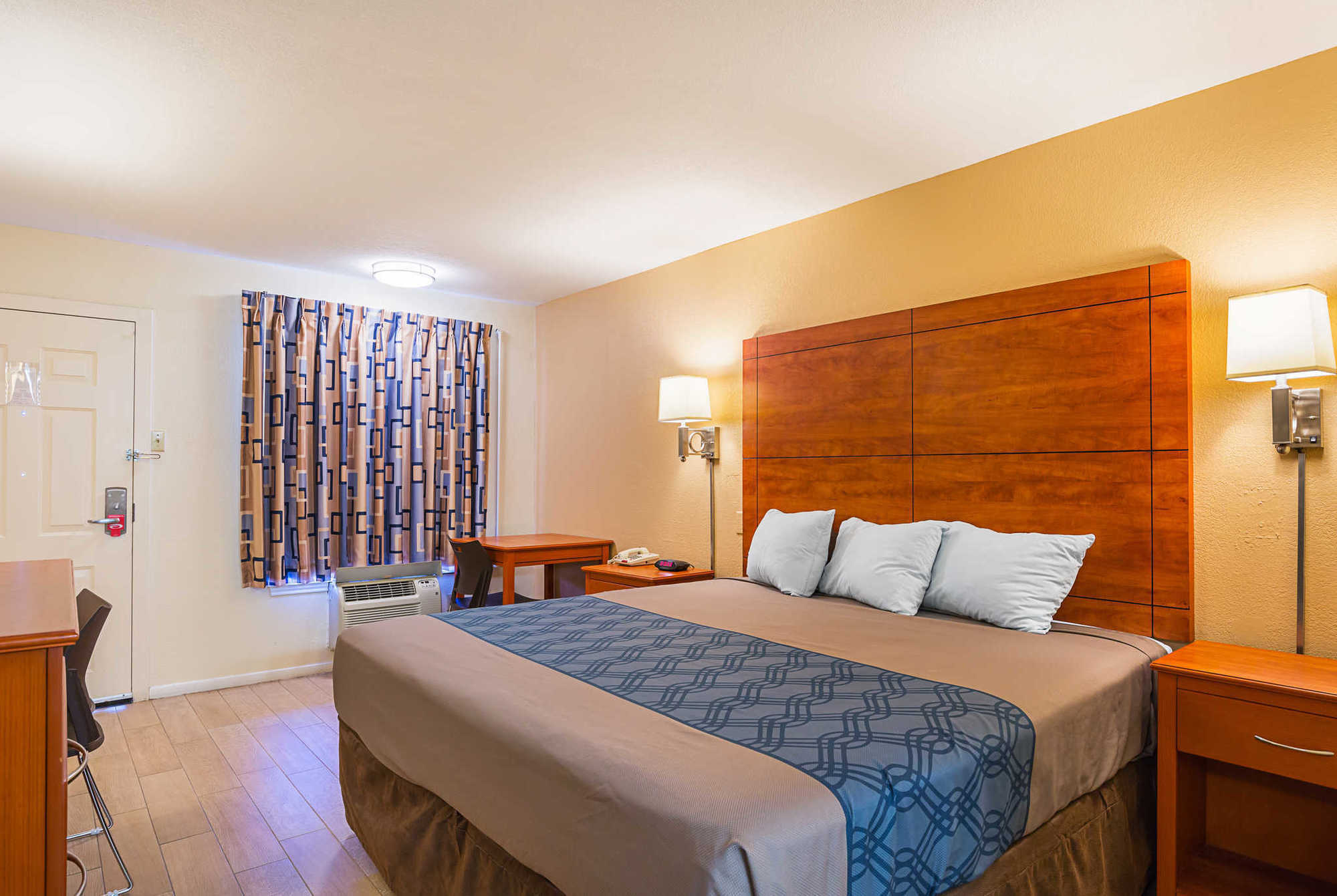Econo Lodge Huntsville- University Area Δωμάτιο φωτογραφία